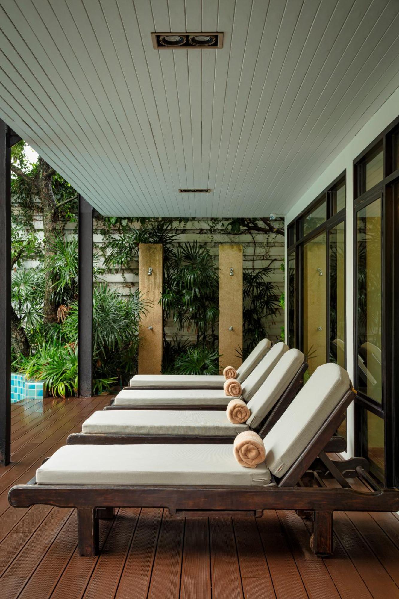 The Grand Napat Aparthotel Chiang Mai Exterior photo